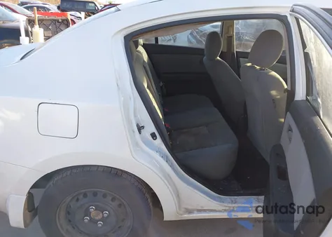 2010 Nissan Sentra 2.0 from USA, damaged, VIN 3N1AB6AP5AL656053